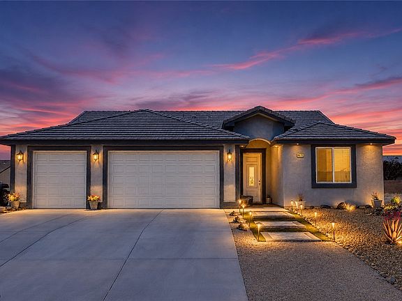 3rd image of 4670 Stonebridge Ct