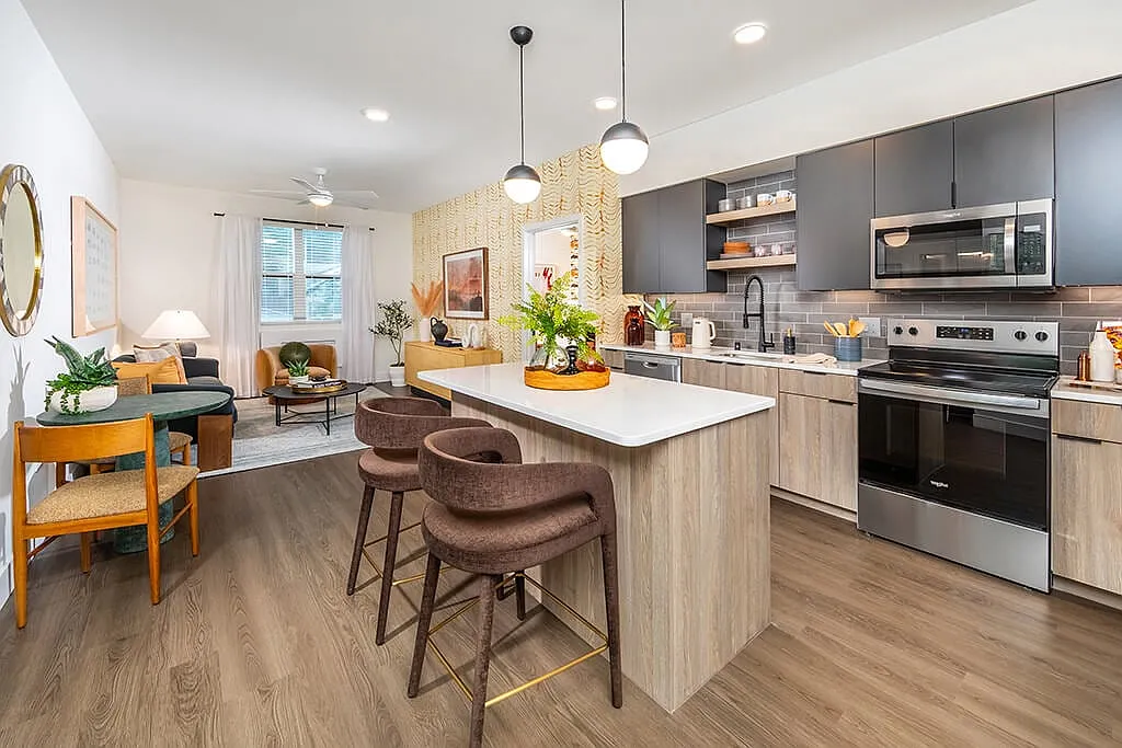The Brynn Apartments — Photo 2
