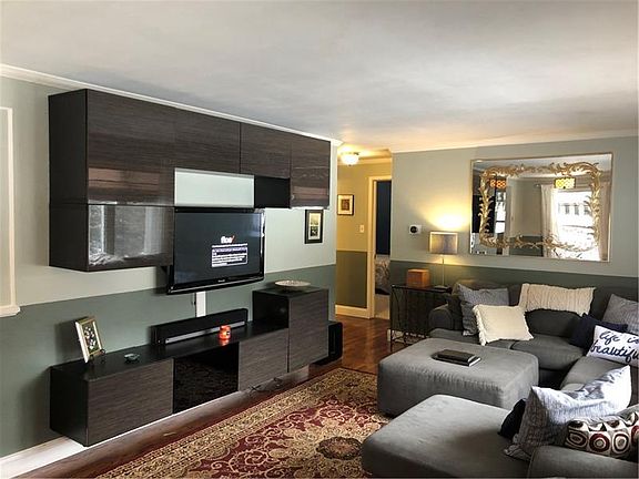 4th image of 3142 Bel Air Dr