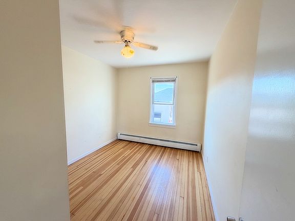 4th image of 48 Stein Ave Floor 1