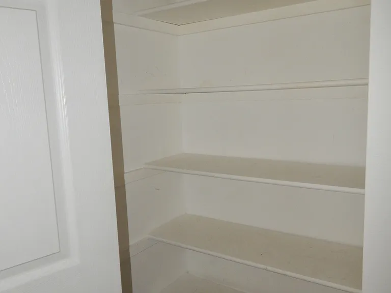 17 Juliet Ln #303 — Photo 18