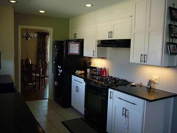 5th image of 1616 Westridge Dr