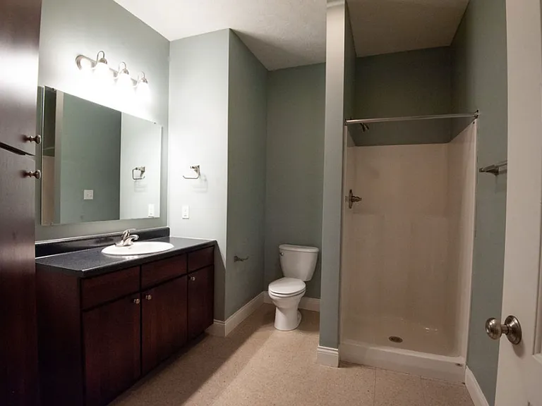 1200 N Walnut St — Photo 7