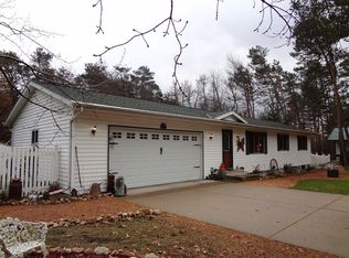 403 E Oak Ct, Redgranite, WI 54970