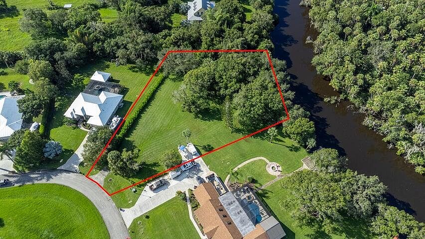 1st image of 1641 Mallard Court