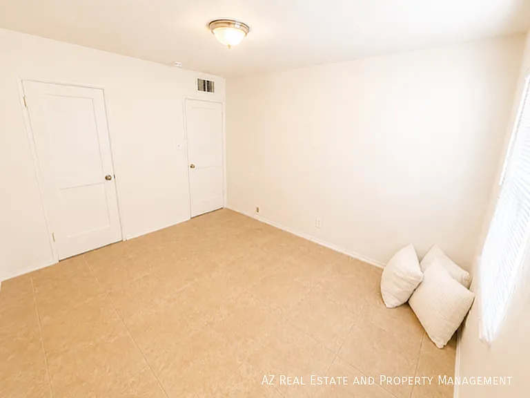 1507 N 15th Ave — Photo 27