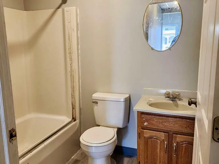 11 Tompkins St #1 — Photo 3