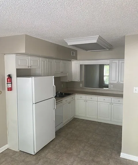 402 Blue Ridge Villa Dr #402 — Photo 1