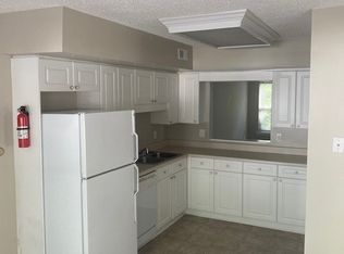 402 Blue Ridge Villa Dr #402, Birmingham, AL 35226