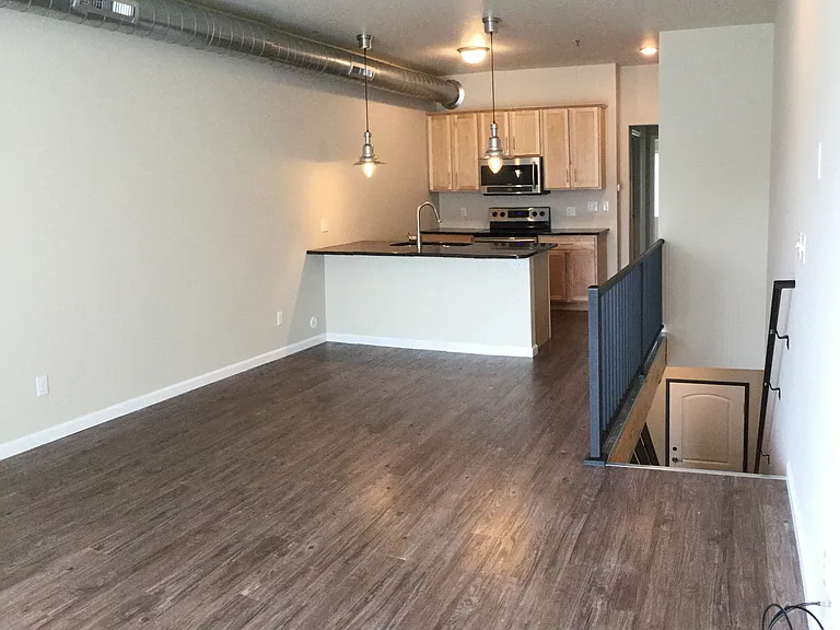 1612 C St SW #5 — Photo 1