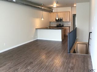 1612 C St SW #5, Cedar Rapids, IA 52404