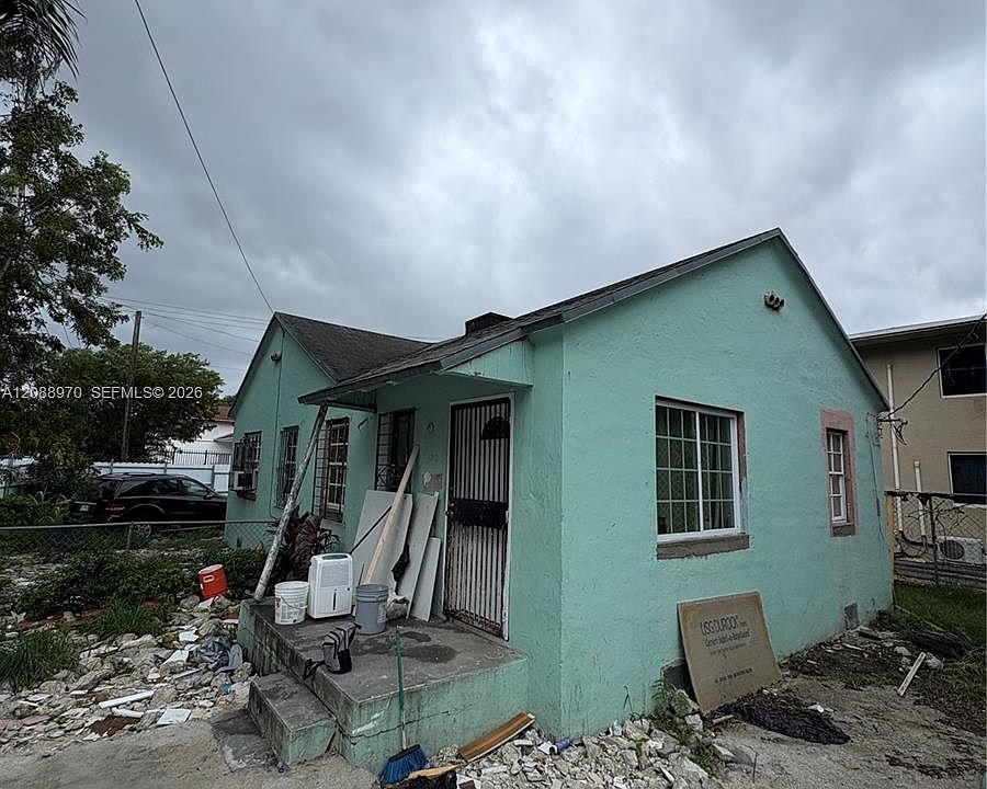 1st image of 7812 NE Miami Ct