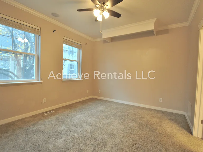 1035 N 130 W #100 — Photo 8