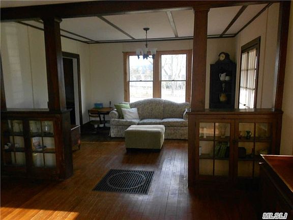 3rd image of 2575 Skunk Ln