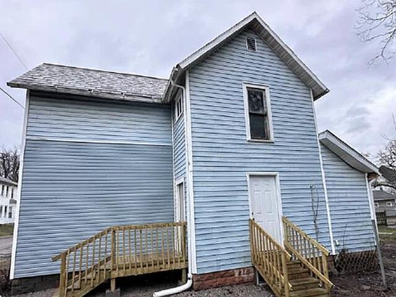 2nd image of 6 Elliott St