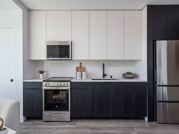 4th image of 1028 Market St #815