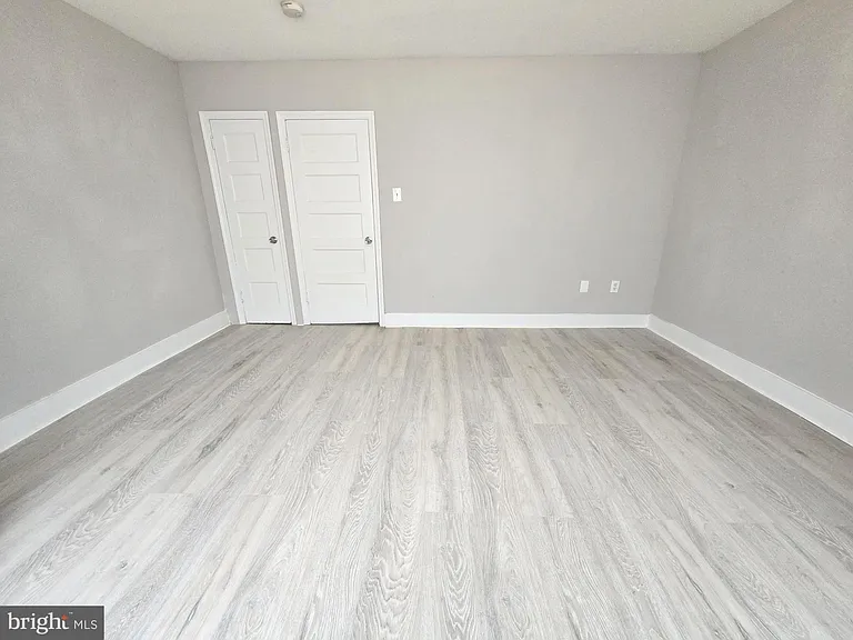 5109 N Fairhill St — Photo 17