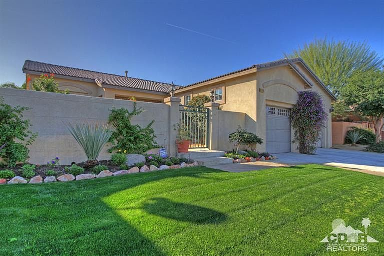 2nd image of 81099 Avenida Romero