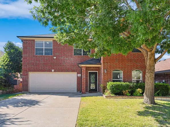 1304 Cattle Crossing Dr, Fort Worth, TX 76131