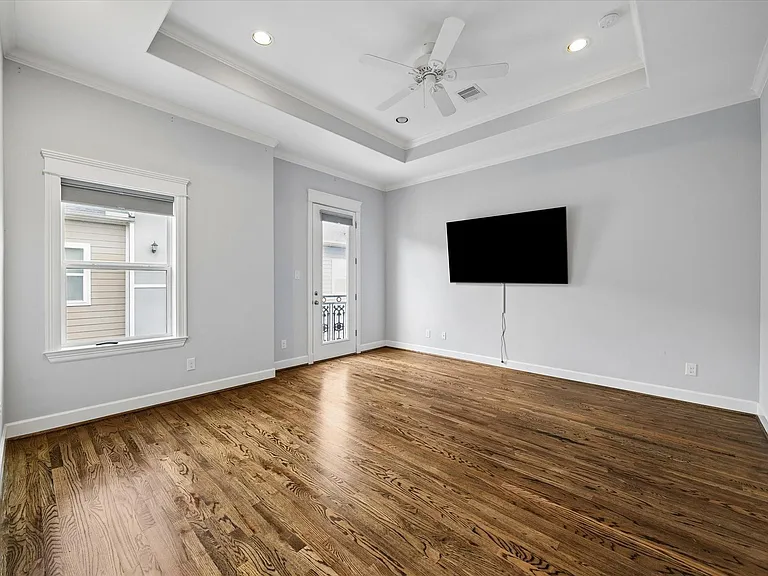 609 Rutland St #B — Photo 15