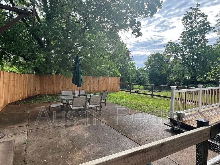 13166 E Ln — Photo 12