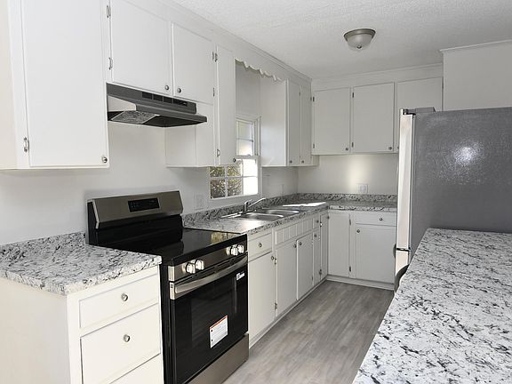 2nd image of 703 W Main St