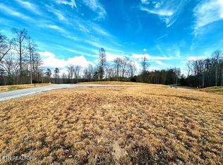 Poplar Dr #58, La Follette, TN 37766