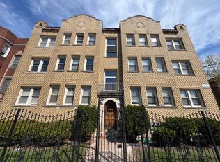 8559 S Bennett Ave APT 1, Chicago, IL 60617