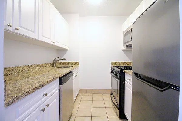 Rented by Corcoran | media 5