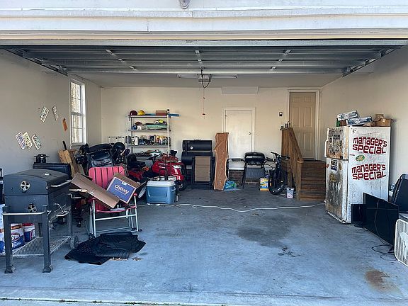 4th image of 259 Magnolia Dr