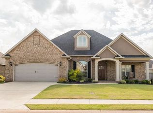 306 Emily Maygan Dr, Warner Robins, GA 31088