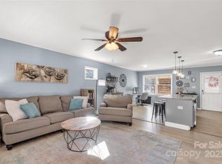 1513 University Dr, Lancaster, SC 29720