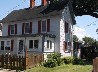 107 Grove St, Hebron, MD 21830