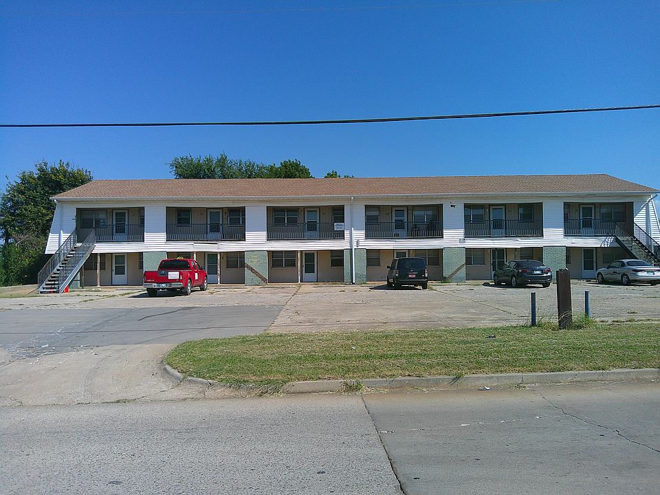 Frontal photo of the apartment building from the street view