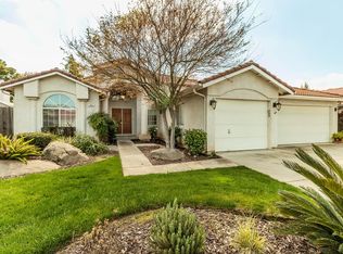 870 Oak Ave, Clovis, CA 93611