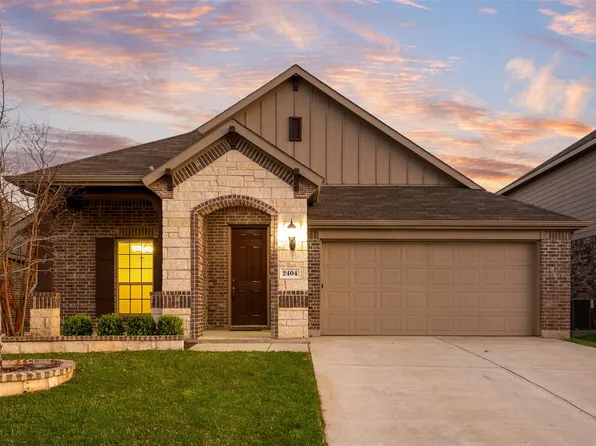 2404 Open Range Dr, Fort Worth, TX 76177