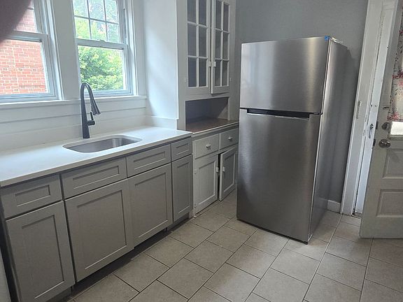 2nd image of 148 Manning Blvd #A