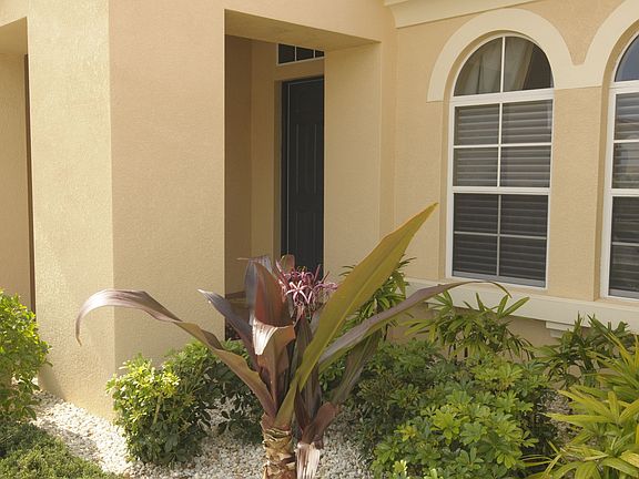 Front Detail