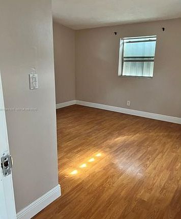 5th image of 410N-410 N 58th Ave #410N