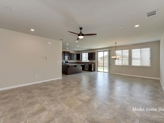 4th image of 4001 Wellfleet Dr