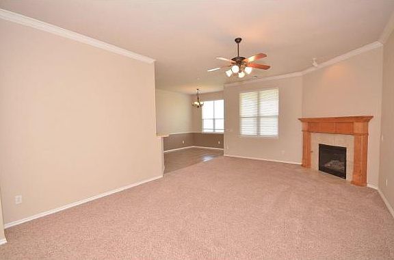 3rd image of 629 SW 159th Ter