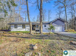 1135 Seven Nations Dr, Tobyhanna, PA 18466