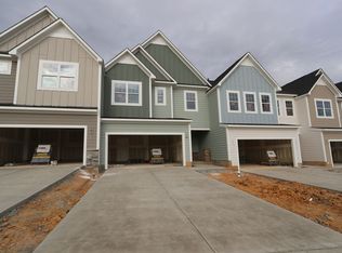 3122 Cathedral Comb Dr, Apex, NC 27502