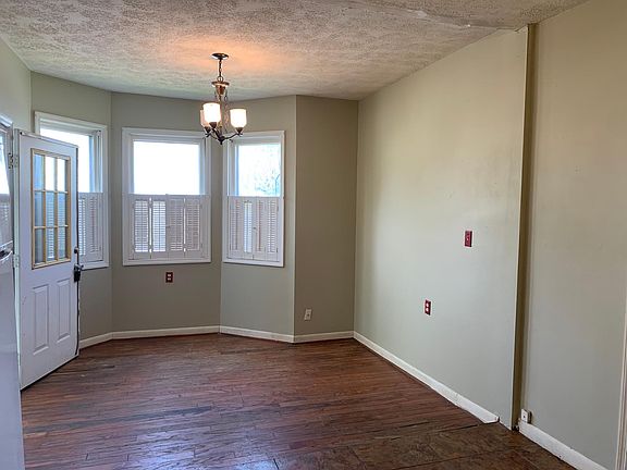4th image of 1201 Highland Park Dr
