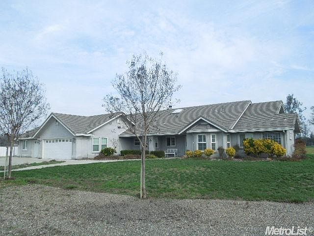 1st image of 2682 Snyder Ln