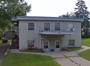 834 Allen Avenue, Saint Paul, MN 55118