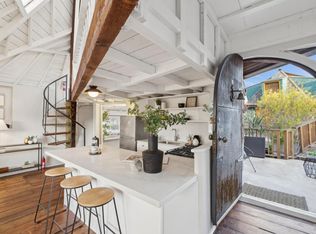 21 Yellow Ferry Dock, Sausalito, CA
