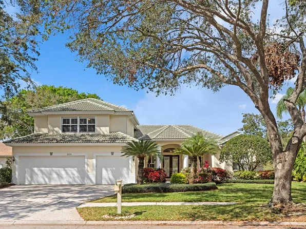 10214 Garden Alcove Dr, Tampa, FL 33647