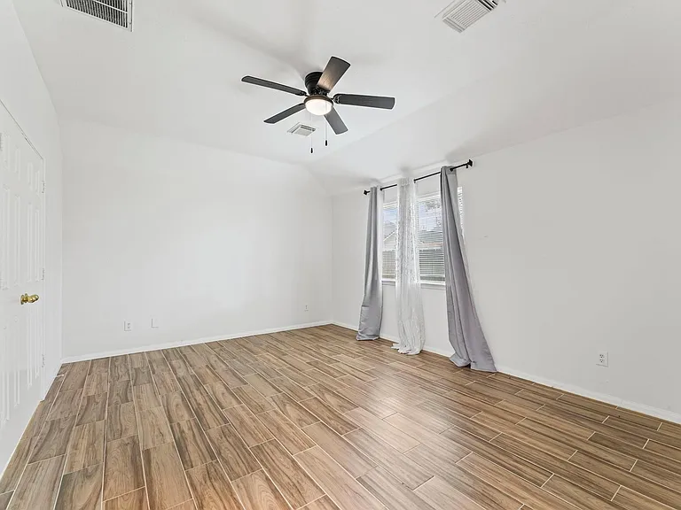 12211 Bringate Ct — Photo 4