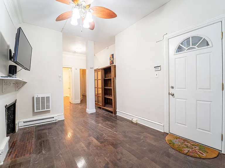 226 S 49th St #1 — Photo 2